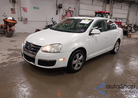 2009 Volkswagen Jetta Se/Sel из США, поврежденный, VIN 3VWRZ71K79M036877